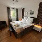 Rema Homes - Moderne Mit Kueche In 아파트 *
